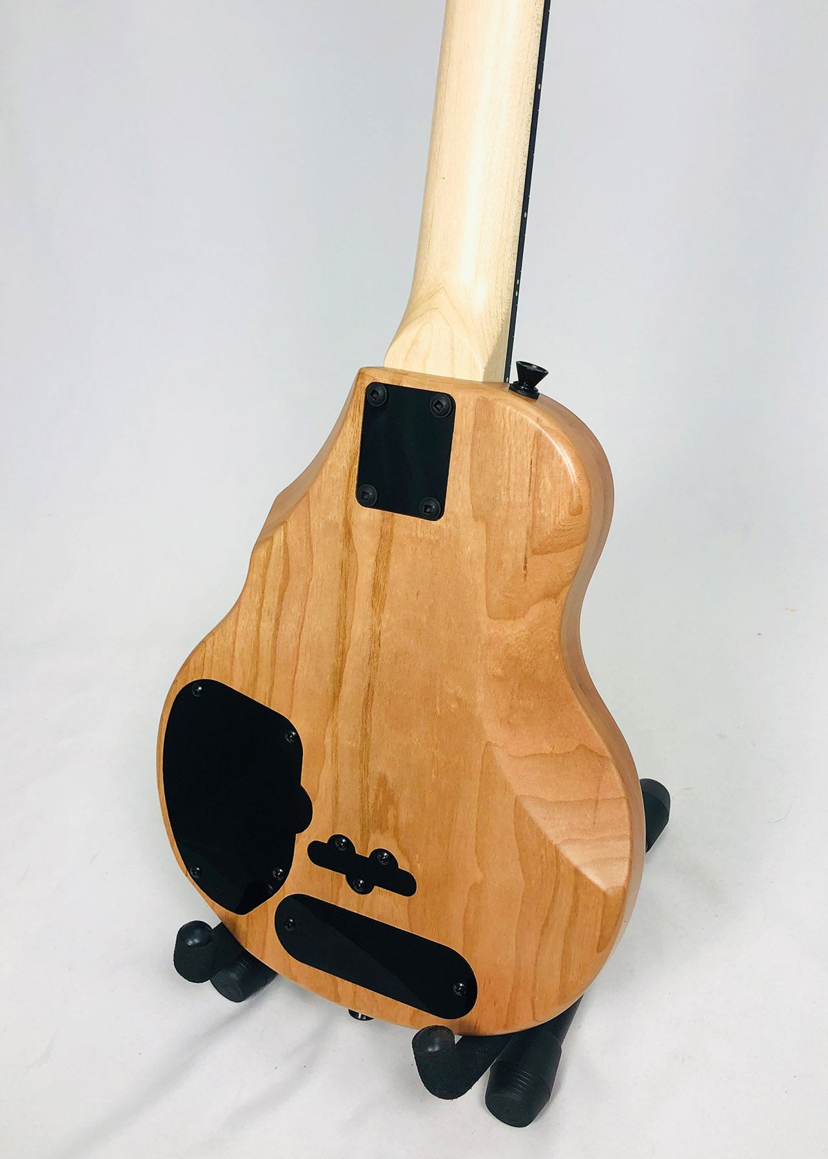 
                  
                    Sparrow Raven Nylon String Tenor Electric Ukulele
                  
                